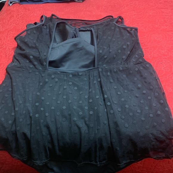 Torrid PreOwned Black SwimSuit 1 Piece Excellent Condition. No labels Size 3/3X - Picture 8 of 15